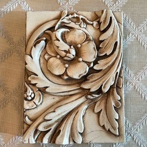 Retired Sid Dickens T-60 Leaf Swirl